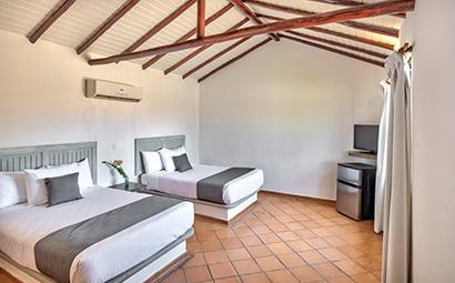 Paradise Coche Hotel