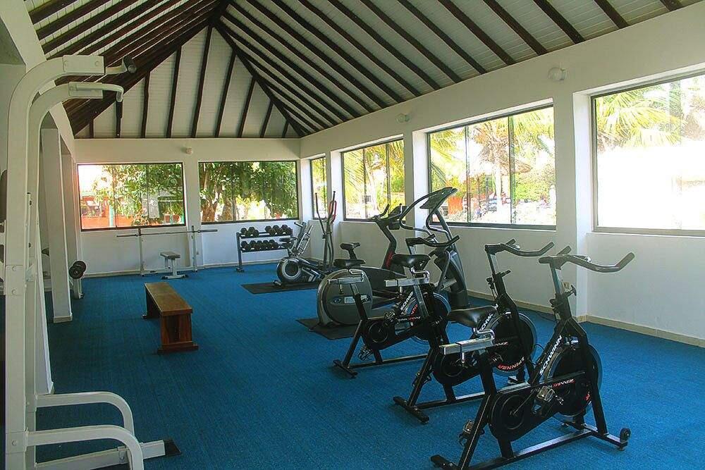 Paradise Coche Hotel