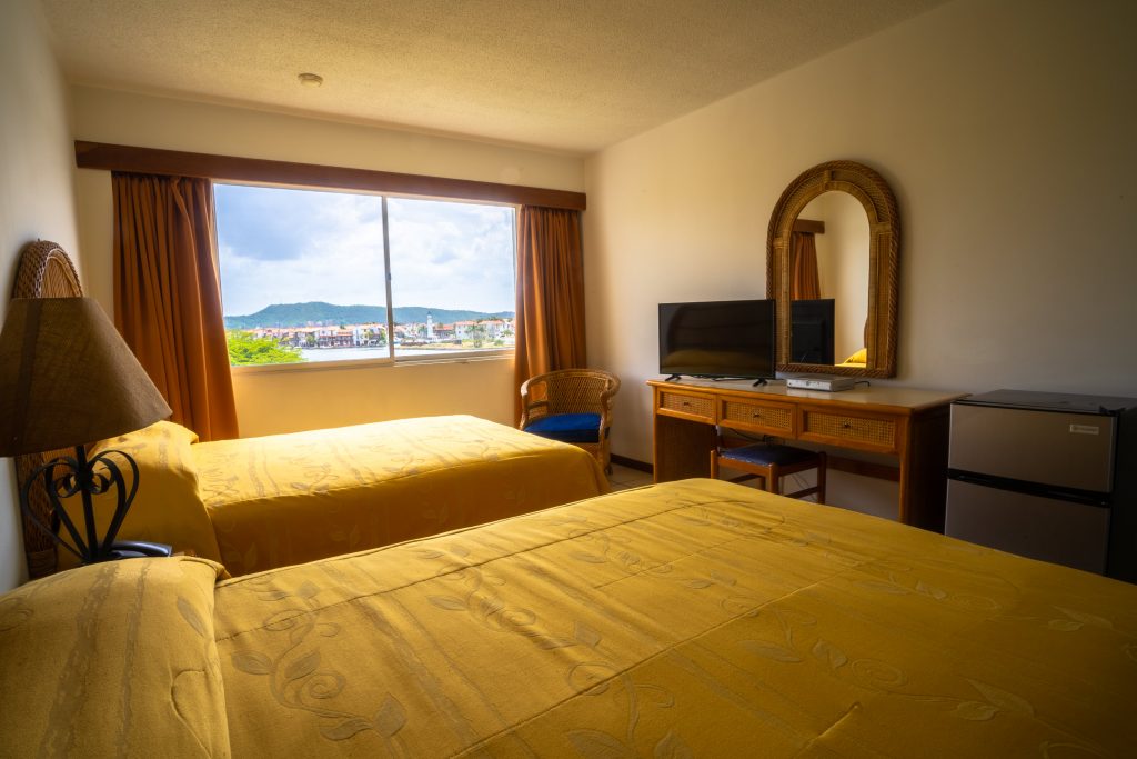 Aquavi Marina Hotel & Suites