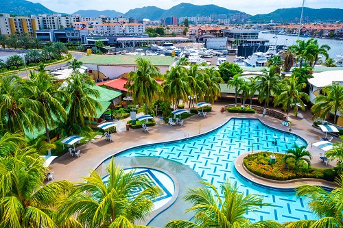 Aquavi Marina Hotel & Suites