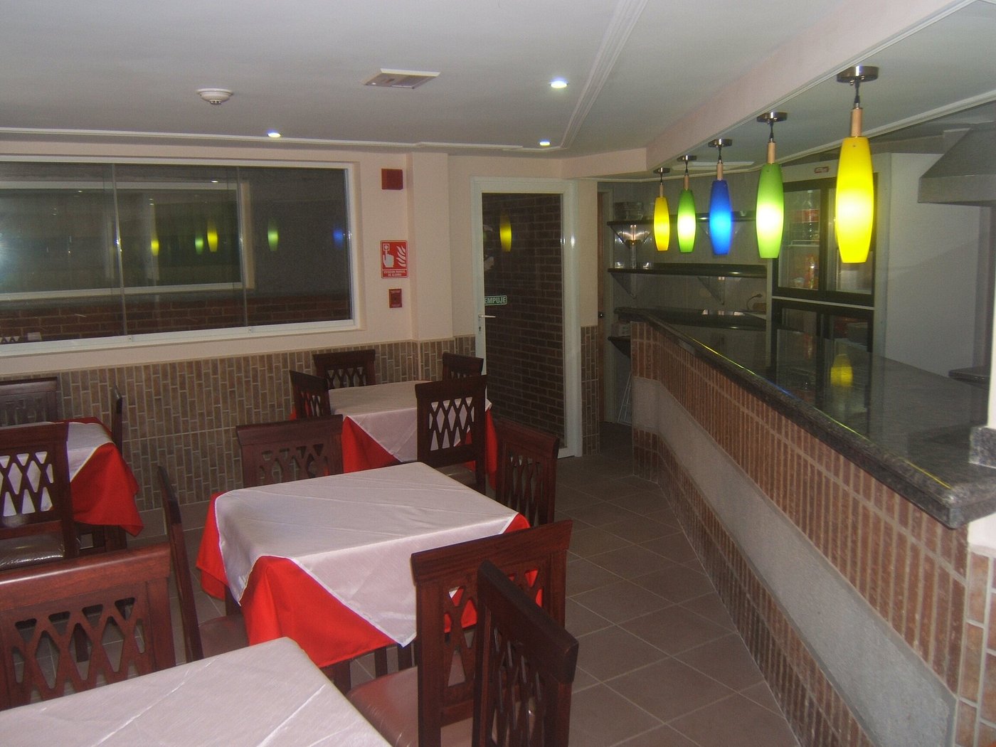 Muevete por Vargas Hotel