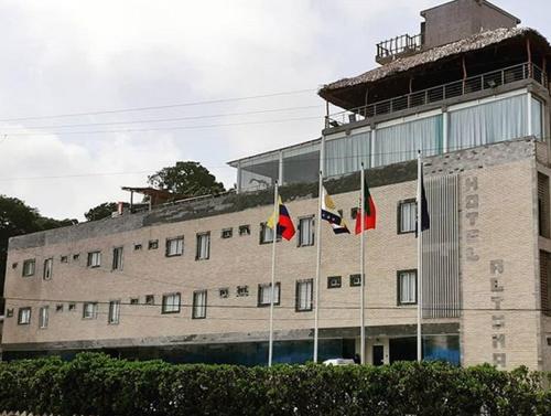 ALTO MAR HOTEL Y RESTAURANT