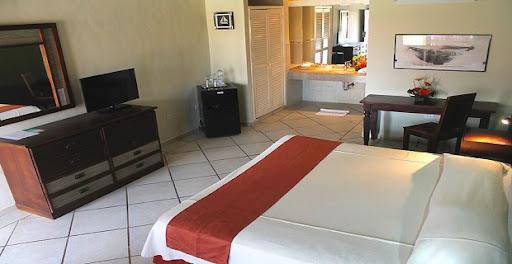 Paradise Coche Hotel