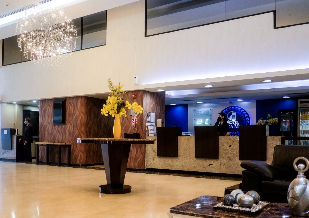 Plaza Meru Hotel